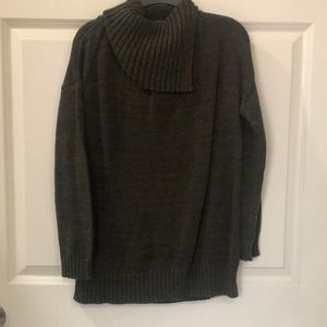 Matty M sweater, Green, size Medium